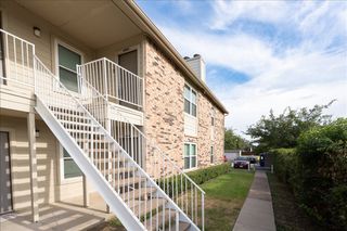 2200 E Trinity Mills Road 516, Carrollton, TX 75006