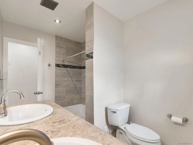 7854 Alton Dr, Lemon Grove, CA 91945