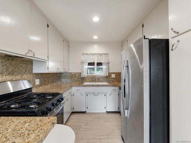 7854 Alton Dr, Lemon Grove, CA 91945