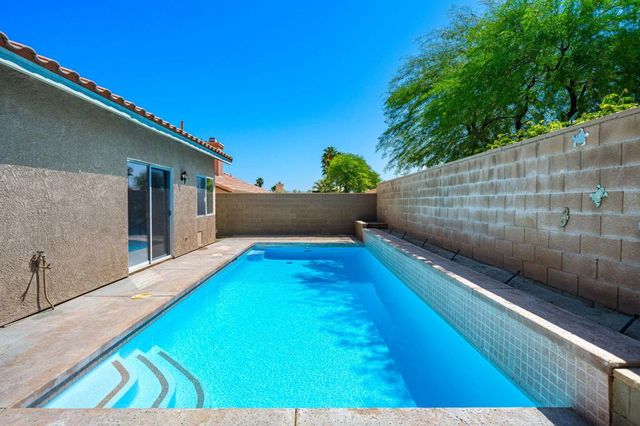 78515 Naples Drive, La Quinta, CA 92253