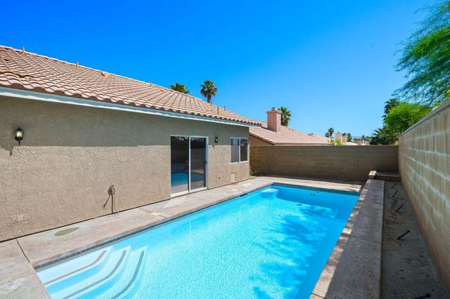 78515 Naples Drive, La Quinta, CA 92253