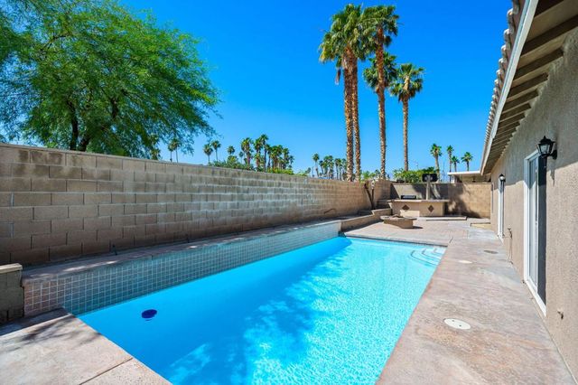 78515 Naples Drive, La Quinta, CA 92253