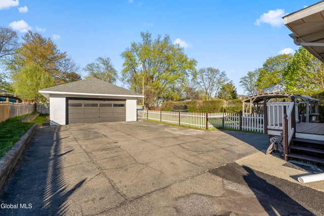 185 Exchange Street, Colonie, NY 12205