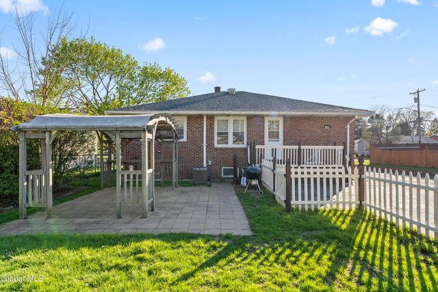 185 Exchange Street, Colonie, NY 12205