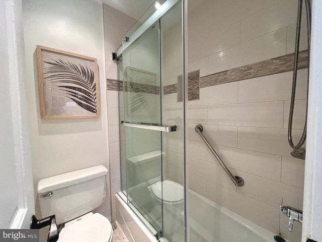 421 S COLUMBUS ST S #421, Alexandria, VA 22314