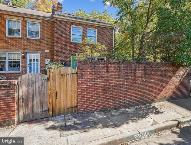 421 S COLUMBUS ST S #421, Alexandria, VA 22314