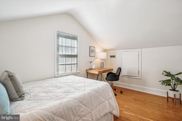 421 S COLUMBUS ST S #421, Alexandria, VA 22314