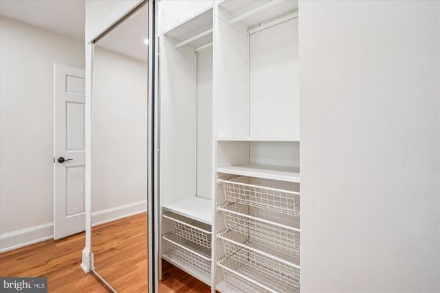 421 S COLUMBUS ST S #421, Alexandria, VA 22314