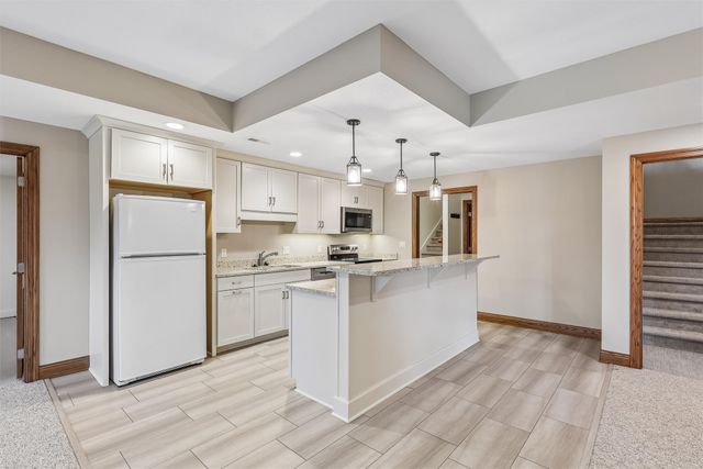 9421 NW Cherry Glen Lane, Polk City, IA 50226