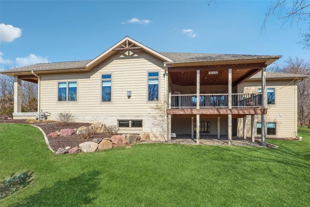 9421 NW Cherry Glen Lane, Polk City, IA 50226