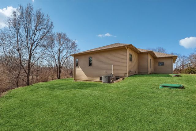 9421 NW Cherry Glen Lane, Polk City, IA 50226