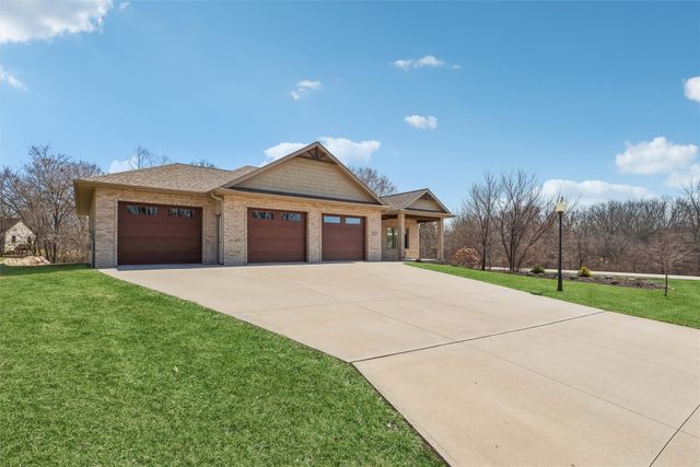 9421 NW Cherry Glen Lane, Polk City, IA 50226