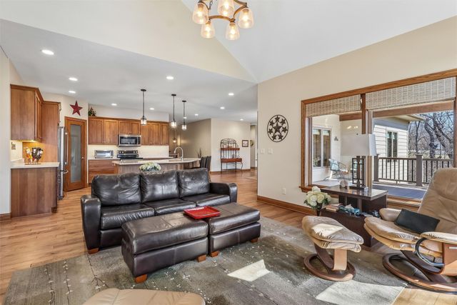 9421 NW Cherry Glen Lane, Polk City, IA 50226