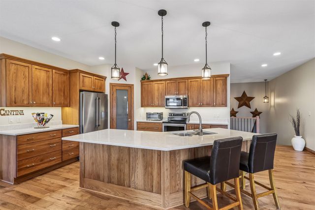 9421 NW Cherry Glen Lane, Polk City, IA 50226