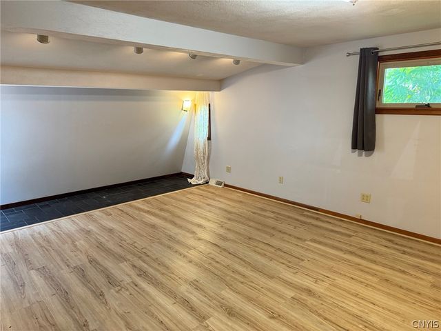 8542 Belnor Drive, Cicero, NY 13039