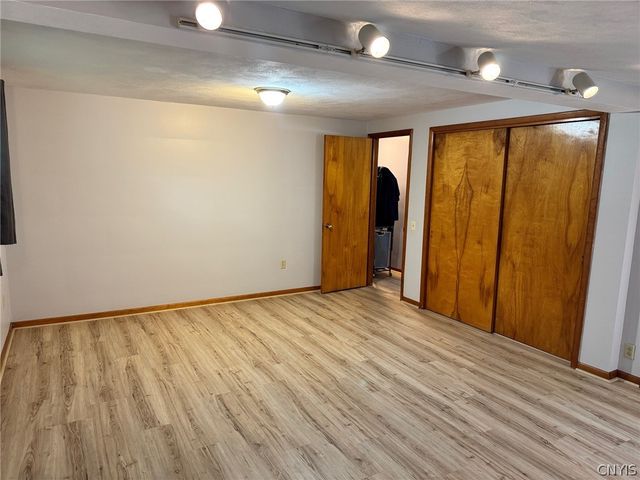 8542 Belnor Drive, Cicero, NY 13039