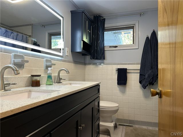 8542 Belnor Drive, Cicero, NY 13039
