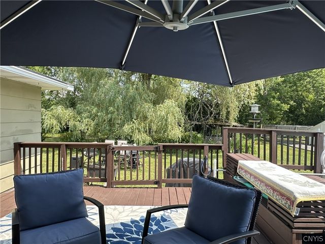 8542 Belnor Drive, Cicero, NY 13039