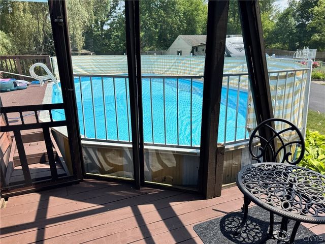 8542 Belnor Drive, Cicero, NY 13039