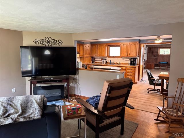 8542 Belnor Drive, Cicero, NY 13039