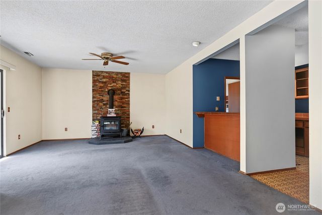 9901 76th Street SW, Lakewood, WA 98498