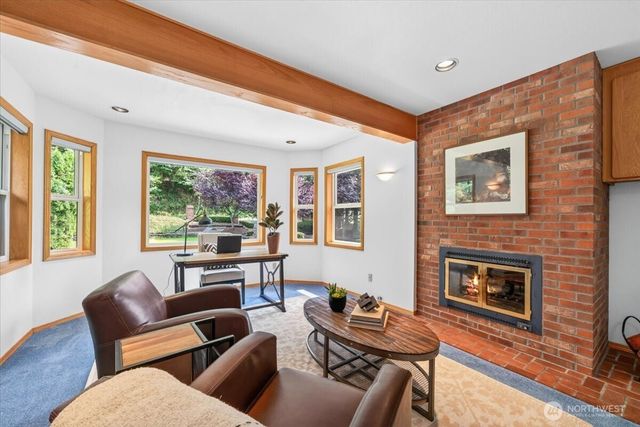 23826 SE 225th Street, Maple Valley, WA 98038
