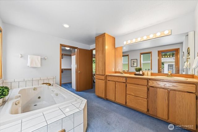 23826 SE 225th Street, Maple Valley, WA 98038