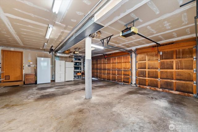 23826 SE 225th Street, Maple Valley, WA 98038