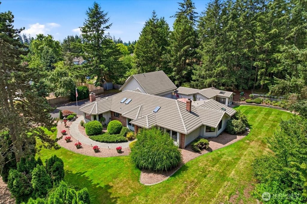 23826 SE 225th Street, Maple Valley, WA 98038