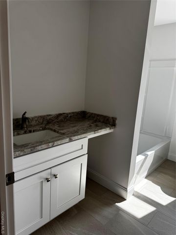 7 Tulip Road, Lincolndale, NY 10541