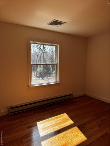 7 Tulip Road, Lincolndale, NY 10541