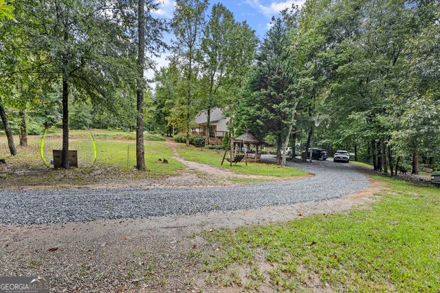 805 Beaver Lake Drive, Clarkesville, GA 30523