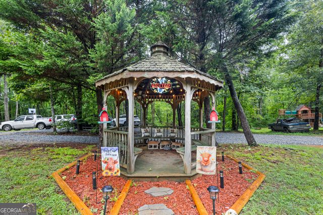 805 Beaver Lake Drive, Clarkesville, GA 30523