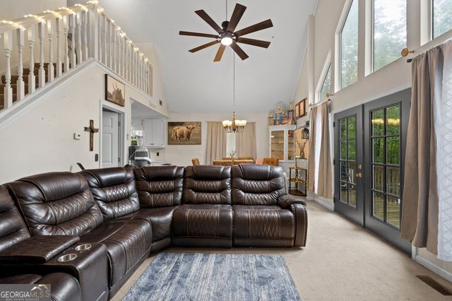 805 Beaver Lake Drive, Clarkesville, GA 30523