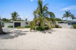 306 66TH STREET, Holmes Beach, FL 34217