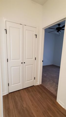 9113 E Chris Ct, Wichita, KS 67226