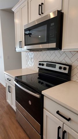 9113 E Chris Ct, Wichita, KS 67226