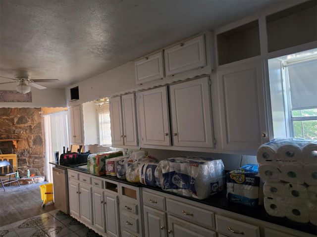 6600 Robindale Road, Forest Hill, TX 76140