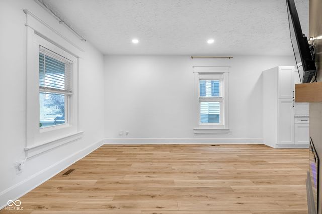 3914 N Capitol Avenue, Indianapolis, IN 46208