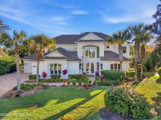 353 SEA LAKE Lane N, Ponte Vedra Beach, FL 32082