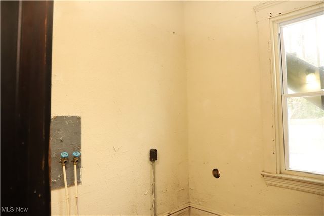 2200 E 81st Street, Cleveland, OH 44103