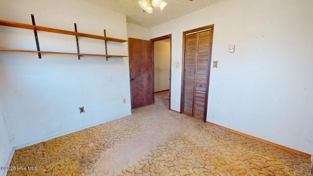 111 Drumm Street, Moyock, NC 27958