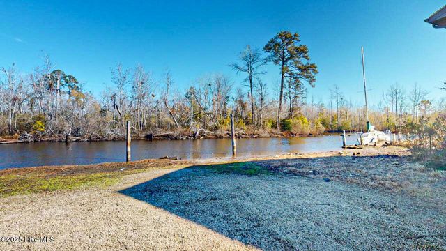111 Drumm Street, Moyock, NC 27958