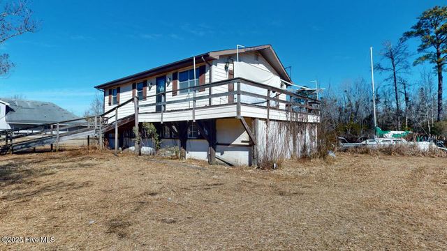 111 Drumm Street, Moyock, NC 27958
