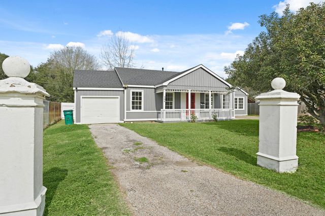 904 Stubbs Street, La Marque, TX 77568