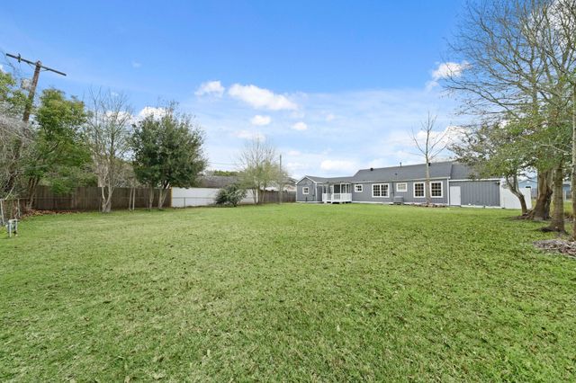 904 Stubbs Street, La Marque, TX 77568