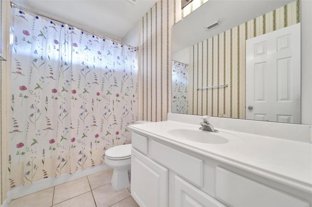 21744 York Timbers Drive, Kingwood, TX 77339