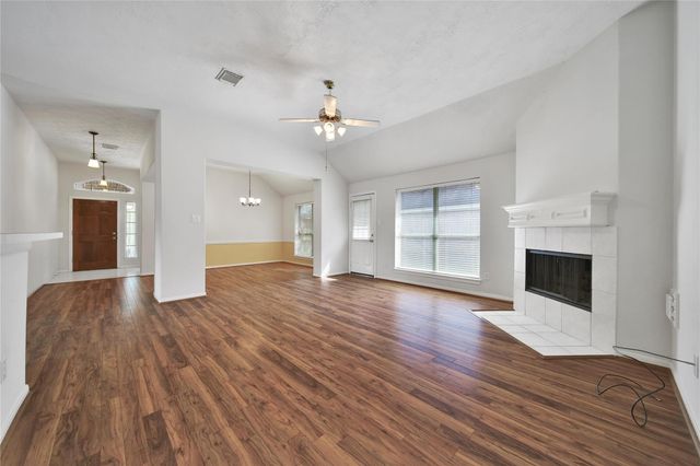 21744 York Timbers Drive, Kingwood, TX 77339