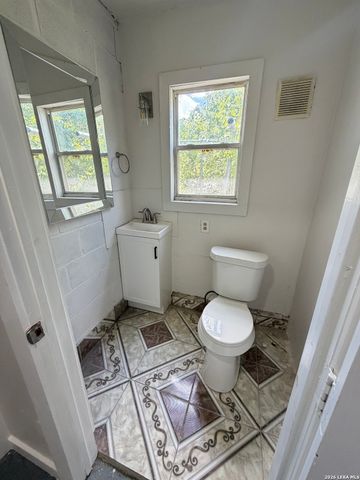 10707 Claymore, San Antonio, TX 78224