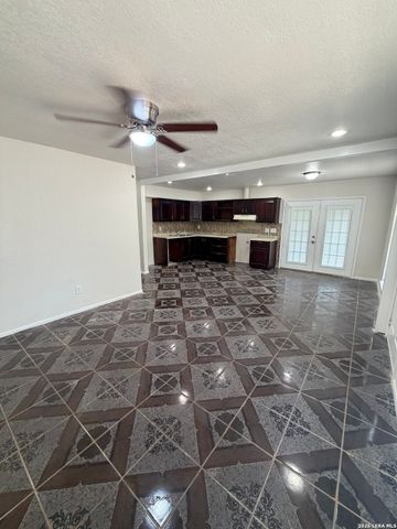 10707 Claymore, San Antonio, TX 78224